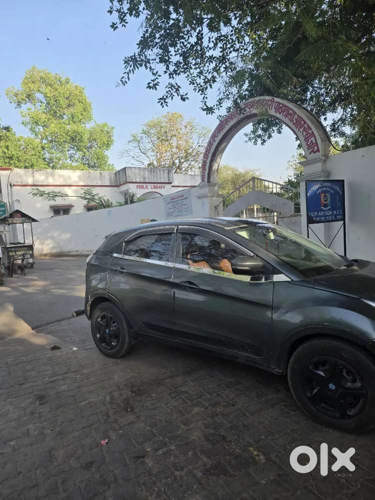 Recently Serviced At Tata ,bill Of 2.5l Available At Tata