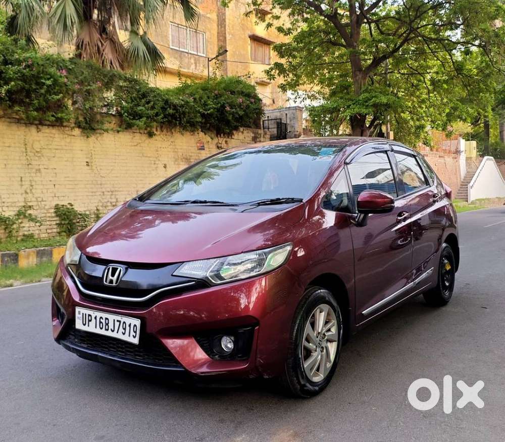 Honda Jazz 1.2 V I Vtec Privilege, 2016, Petrol