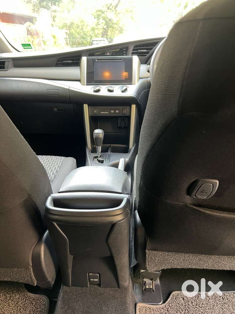 Toyota Innova Crysta 2.8 Gx At 8 Seater, 2019, Diesel