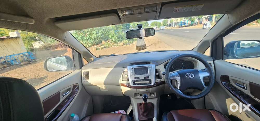 Toyota Innova Diesel 2014