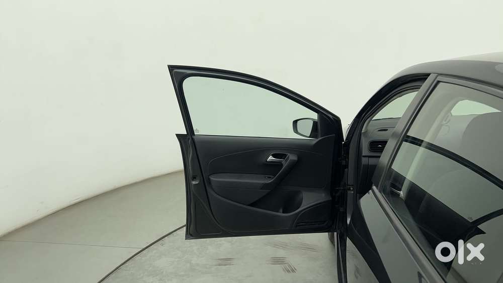 Volkswagen Polo 2009-2013 Petrol Comfortline 1.2l, 2015, Petrol