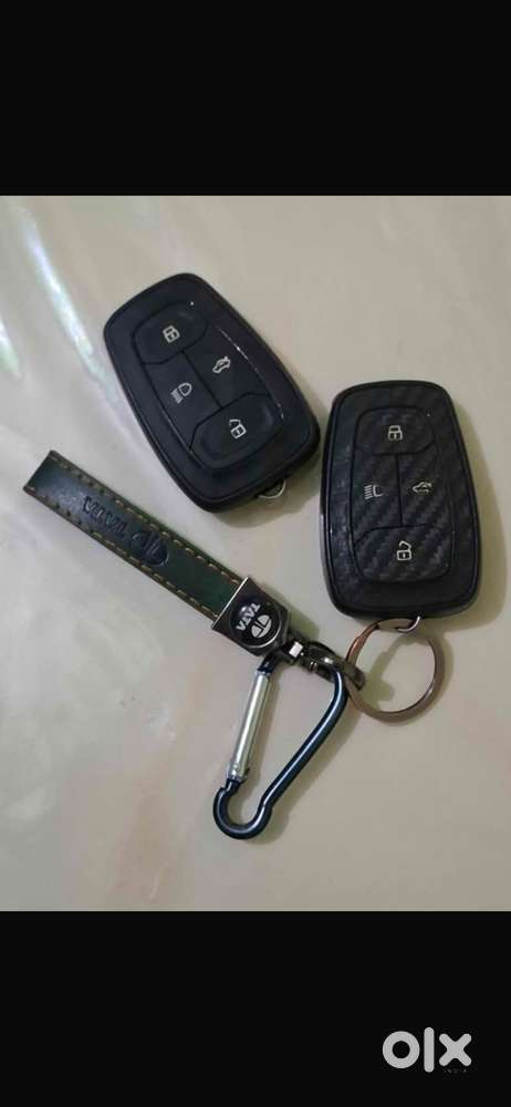 Tata Harrier Dark Edition
