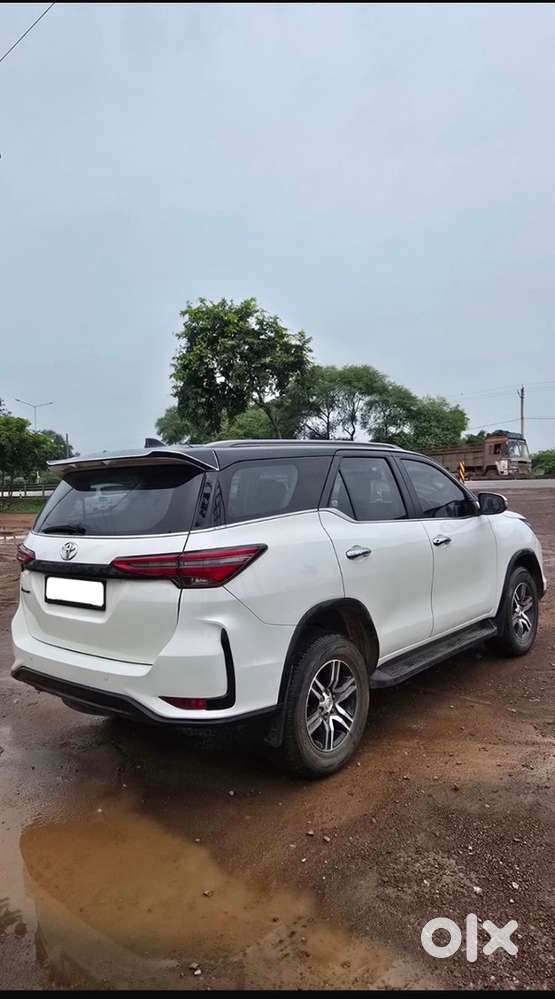 Toyota Fortuner Legender 2019
