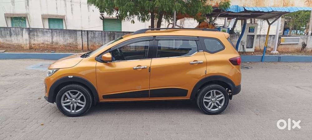 Renault Triber Rxz, 2020, Petrol