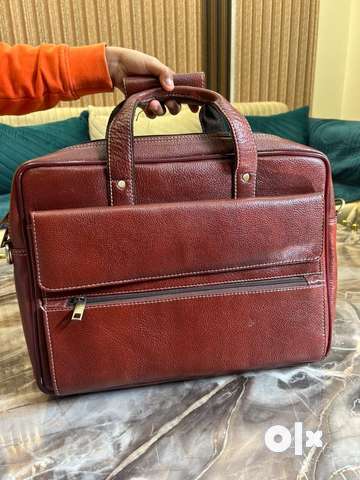 Sreeleathers leather sales office bag