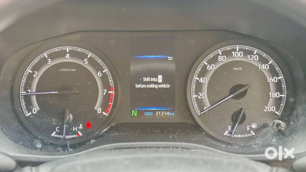 Toyota Innova Hycross 2.0 Gx 8 Str, 2024, Petrol