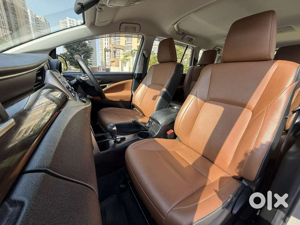 Toyota Innova Crysta