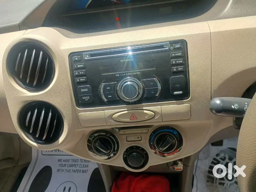 Toyota Etios [2013-2014] Petrol