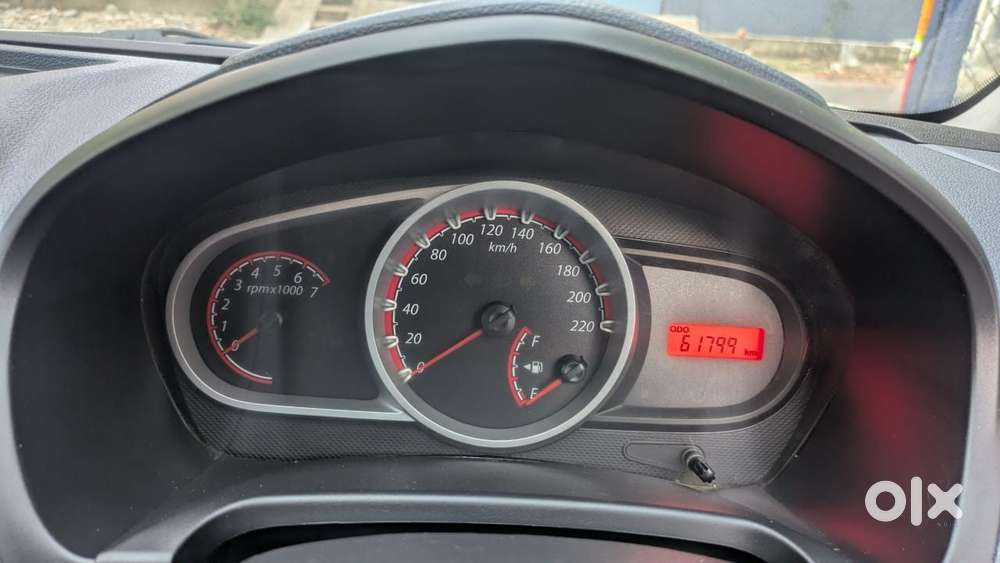 Ford Figo Petrol Titanium, 2013, Petrol