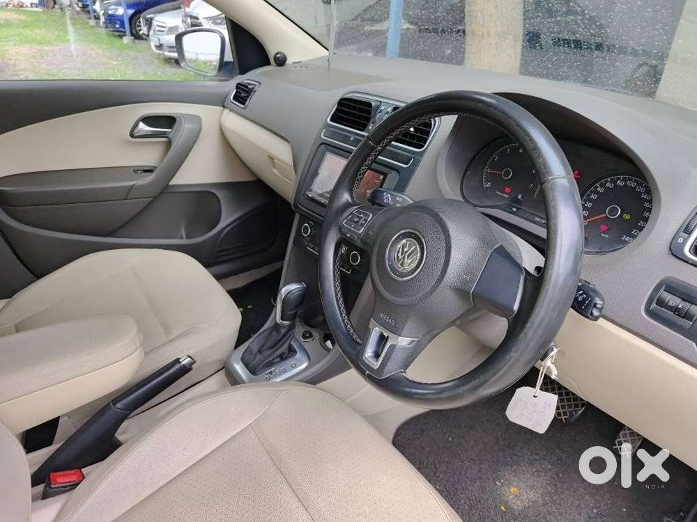 Volkswagen Vento 1.2 Tsi Highline At, 2013, Petrol