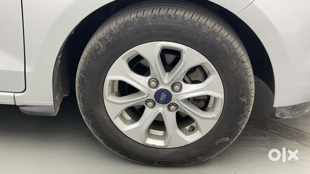 Ford Figo Aspire Titanium, 2016, Petrol