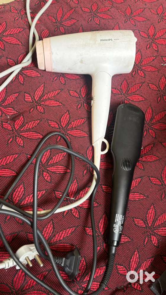 Hair dryer and hair straightner for sell Kitchen Other