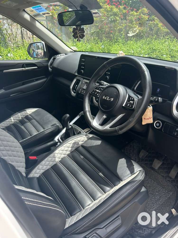 Kia Sonet DIESEL HTK PLUS MT 2022