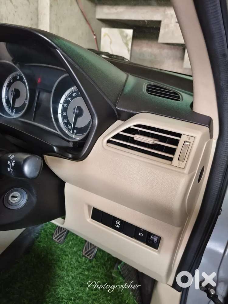Single Hand Driven ,a1 Showroom Condition