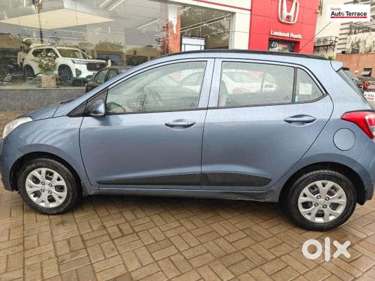 Hyundai Grand I10 Sportz, 2016, Petrol