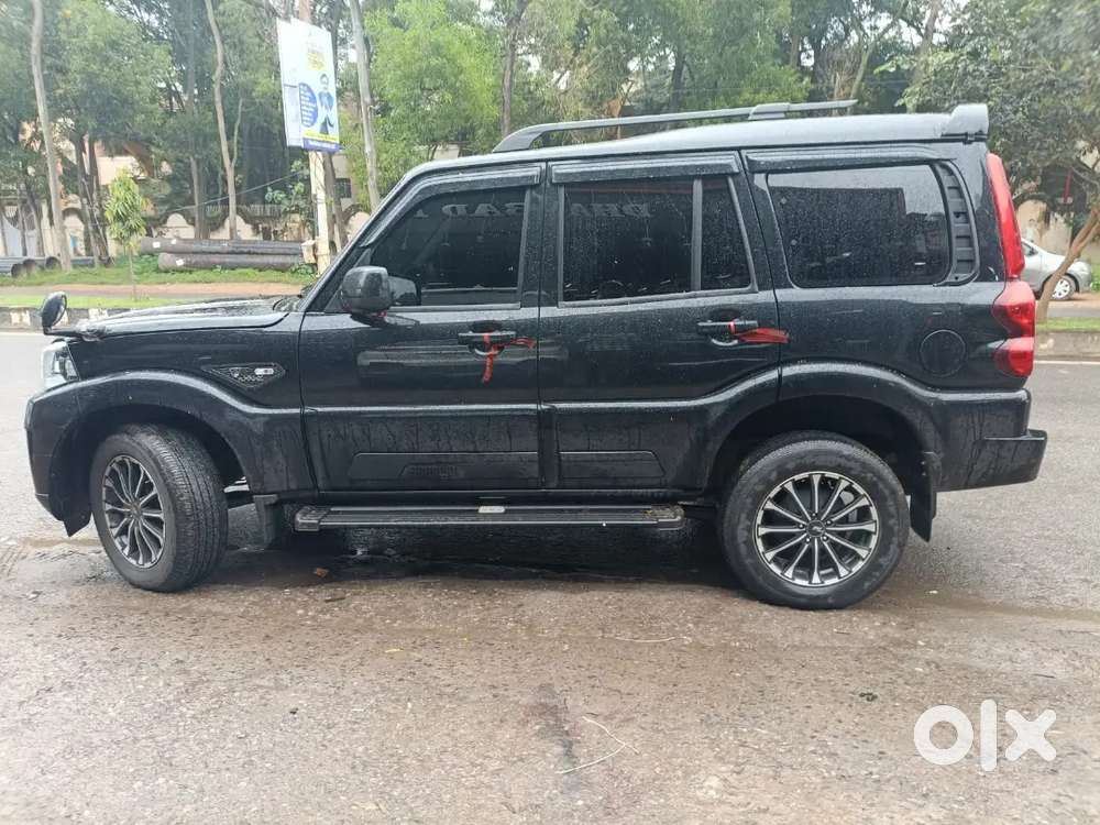 Mahindra Scorpio Classic 2024 Diesel 11000 Km Driven