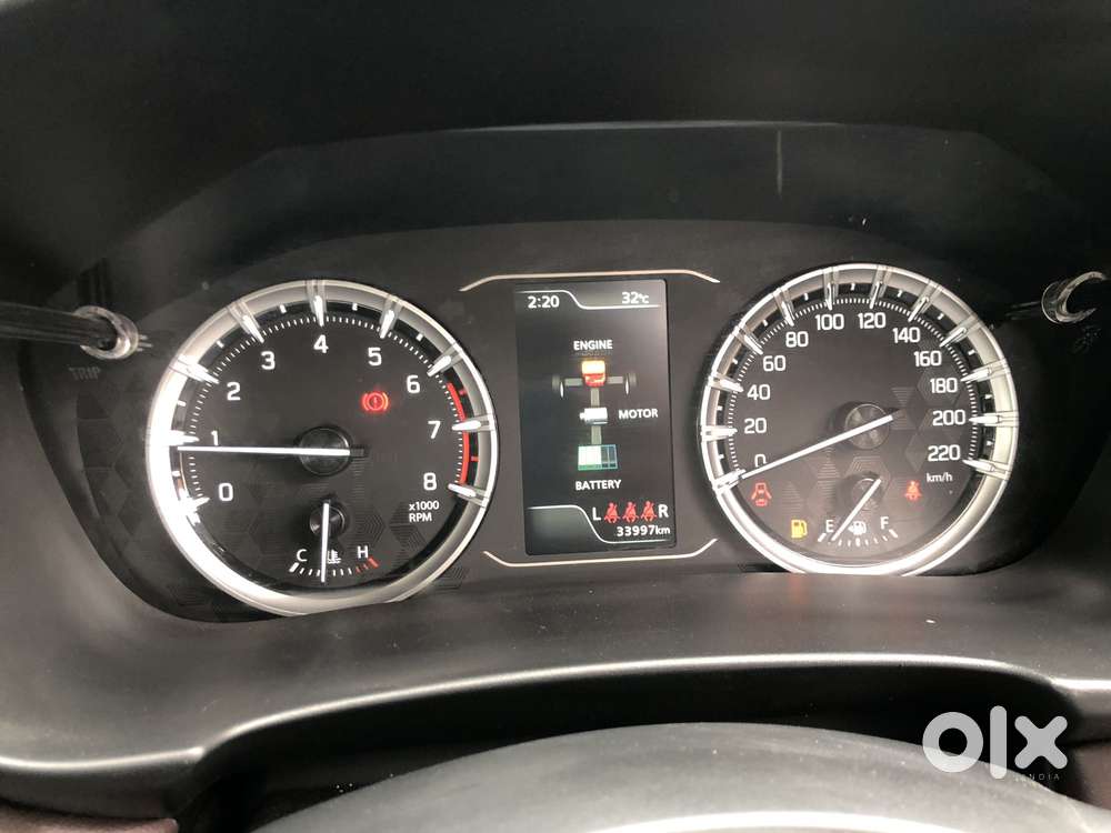 Maruti Suzuki Grand Vitara Smart Hybrid Alpha, 2024, Petrol