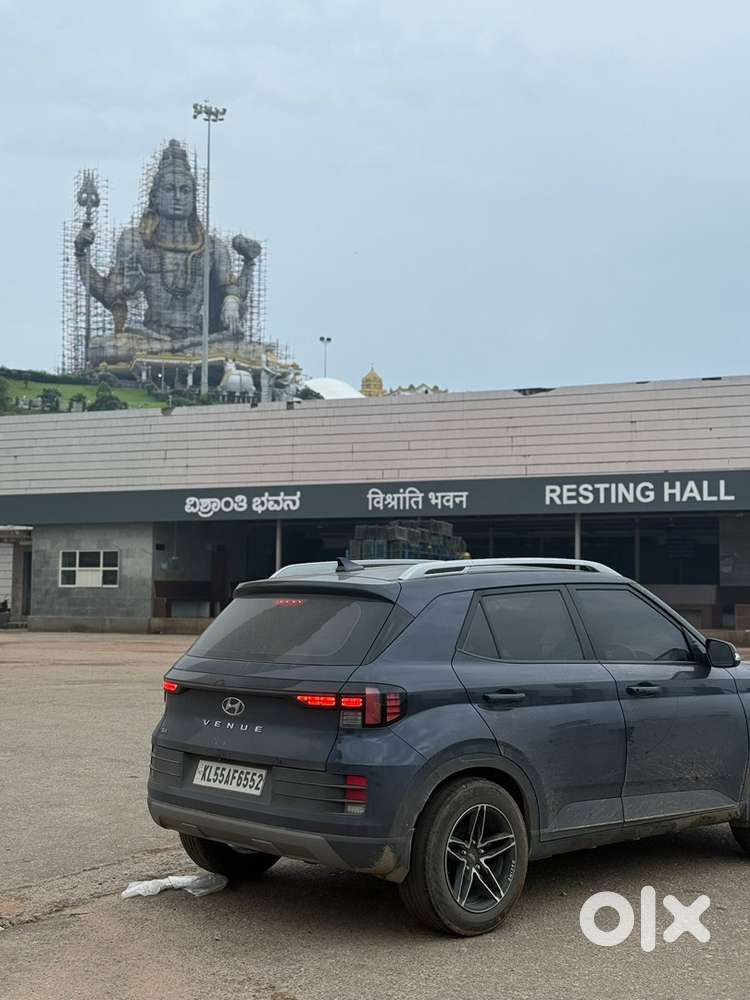 Hyundai Venue Petrol 2022
