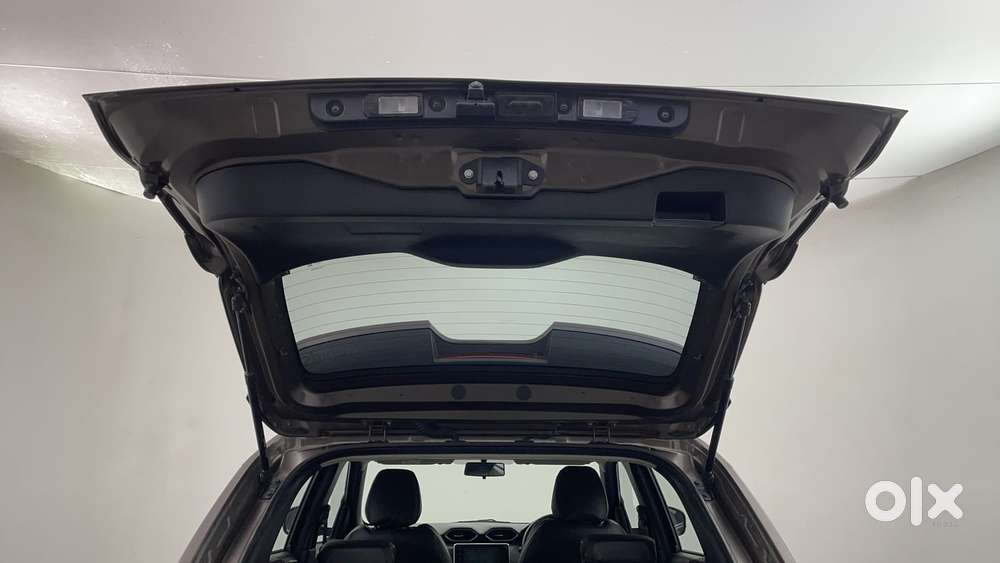 Nissan Magnite 1.0 Xv Premium, 2024, Petrol