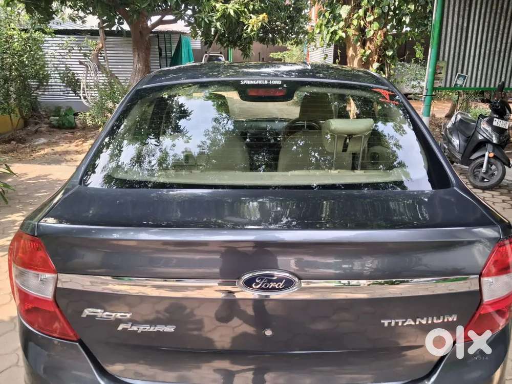 Ford Figo Aspire Titanium Petrol
