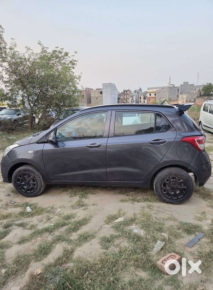 Hyundai Grand I10 Sportz O 1.2, 2018, Cng & Hybrids