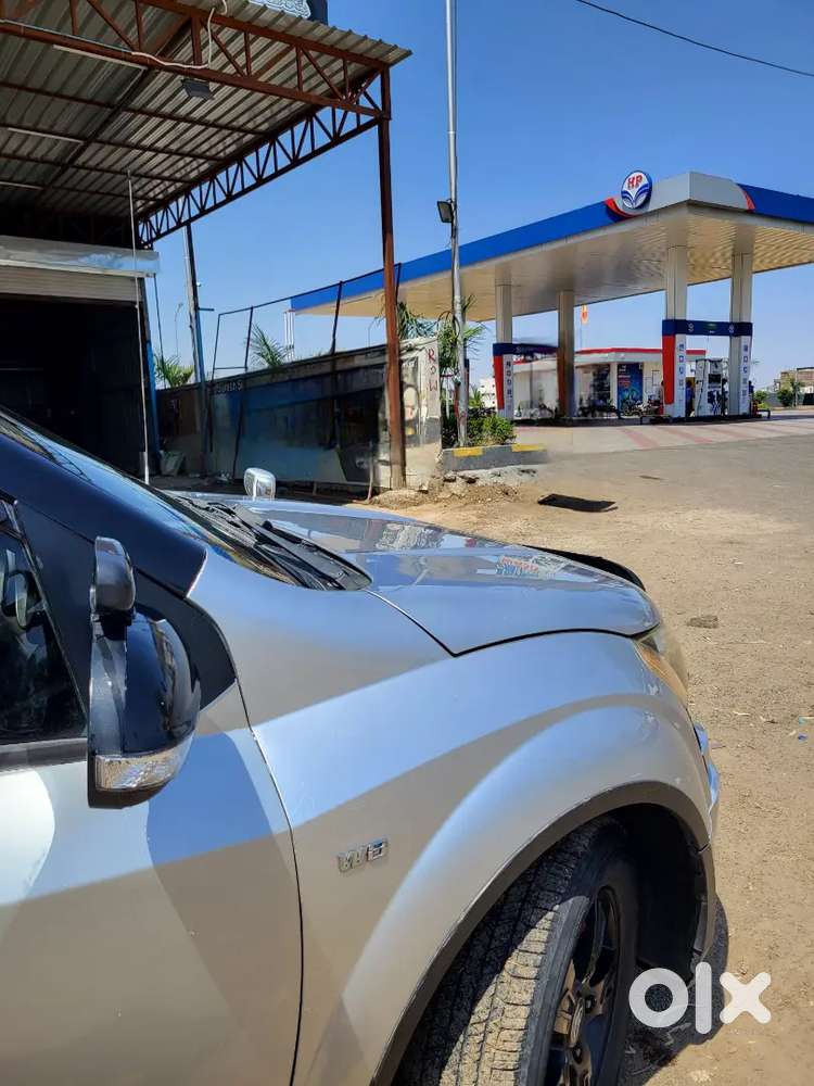 Mahindra Xuv500 2013 Diesel 90000 Km Driven