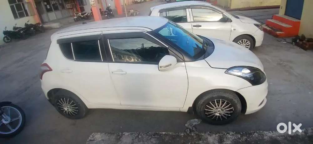 Maruti Suzuki Swift Zxi 2013