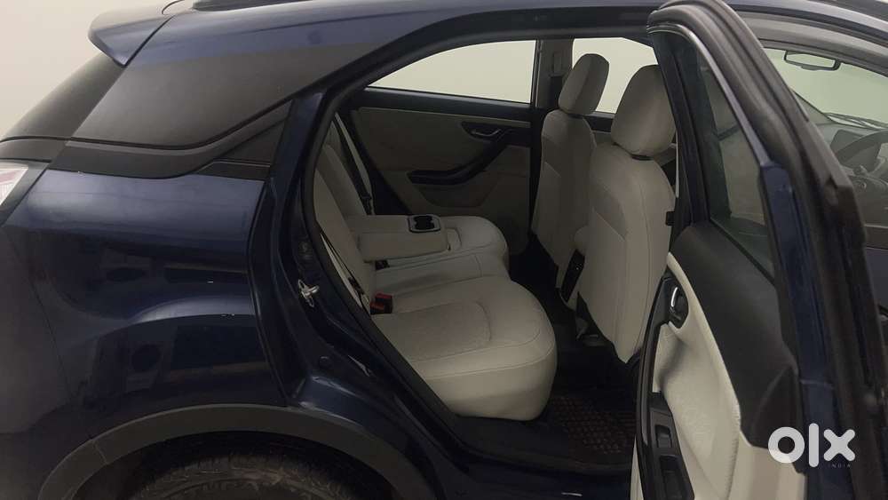 Tata Nexon 1.5 Revotorq Xza Plus Premium, 2022, Diesel