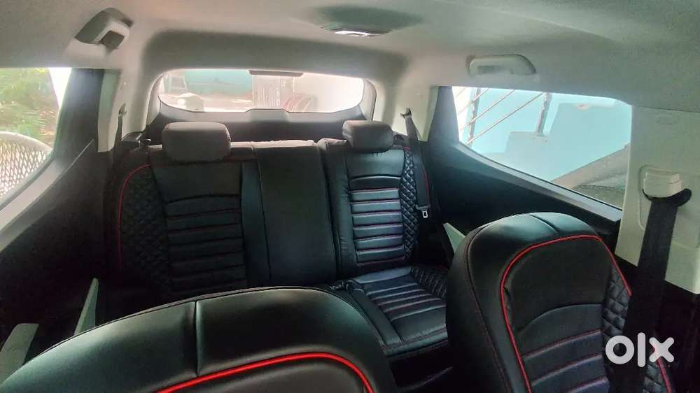 Mahindra Xuv 3xo 2025 Petrol Good Condition - New