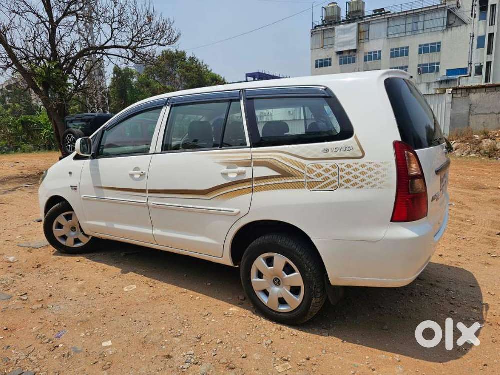 Toyota Innova 2.5 G (diesel) 8 Seater, 2007, Diesel