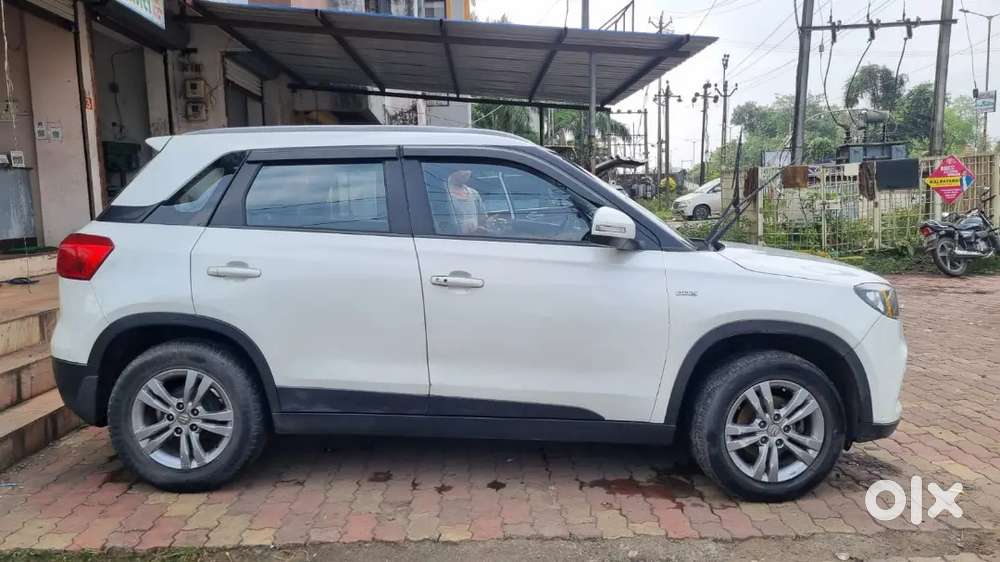 मुझे कार खरीदना है कोई भी कंपनी चलेगी 2018/2026 के बीच का मॉडल चाहिए