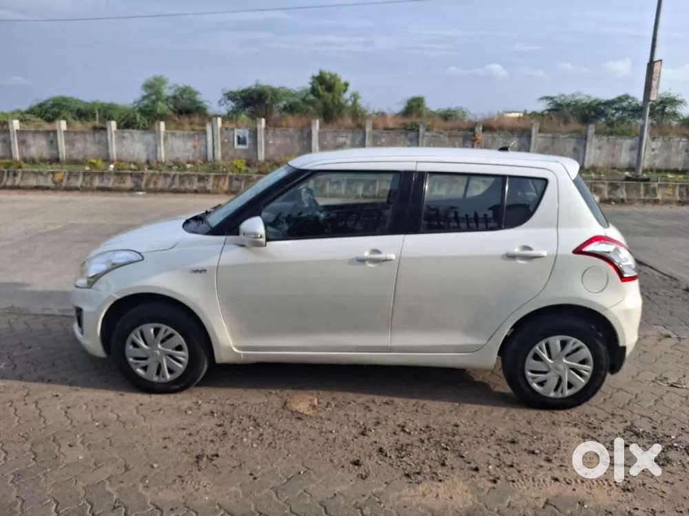 Maruti Suzuki Swift Vxi, 2016, Petrol