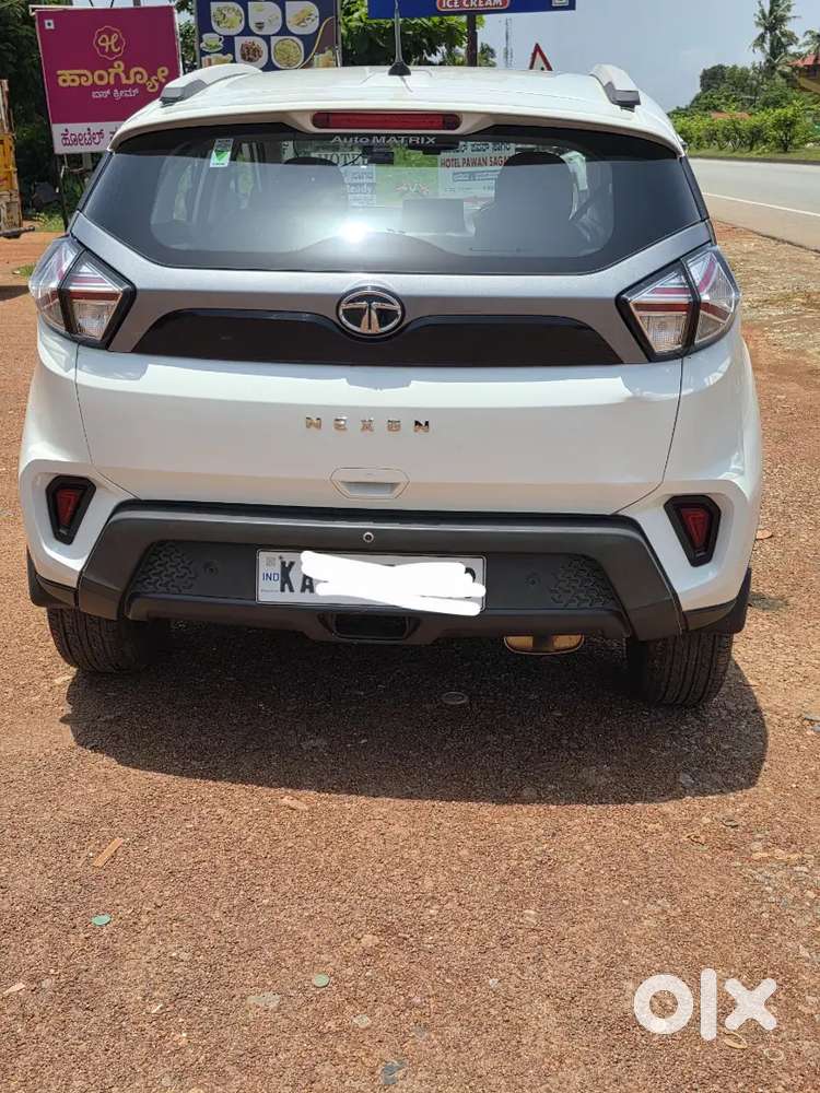 Tata Nexon 2022  Petrol