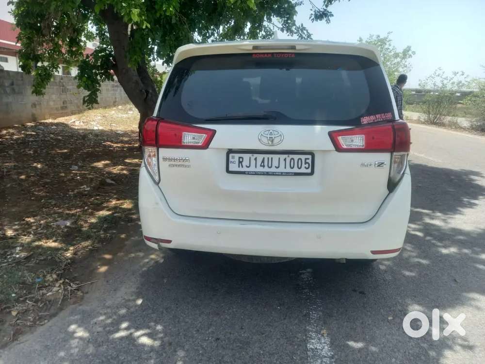 Toyota Innova Crysta 2016 Diesel Manual