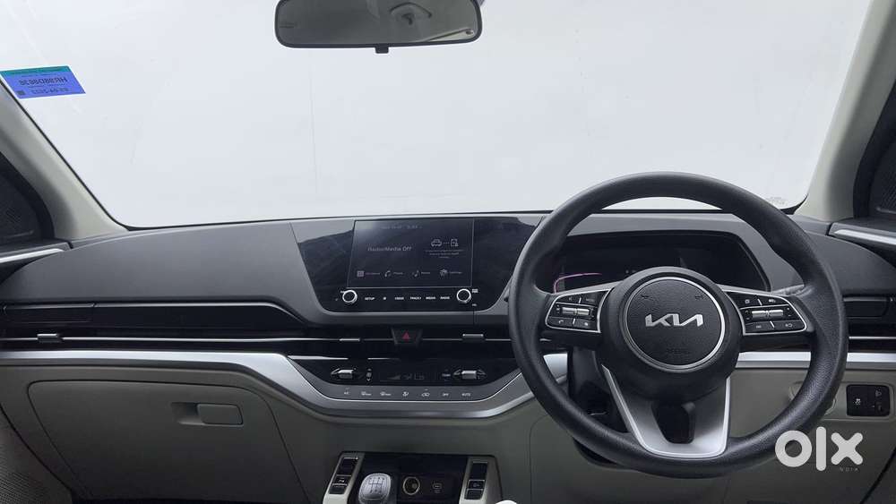 Kia Carens 1.4 Prestige Plus Turbo 7 Str, 2022, Petrol