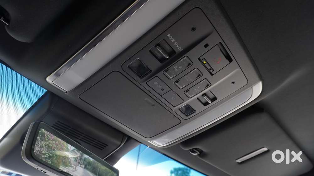 Lexus Lm 350h 4 Str Ultra Luxury, 2024, Petrol
