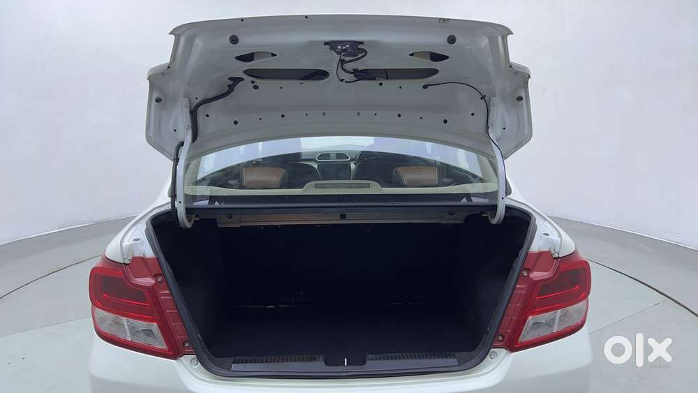 Maruti Suzuki Dzire Zxi Ags, 2022, Petrol