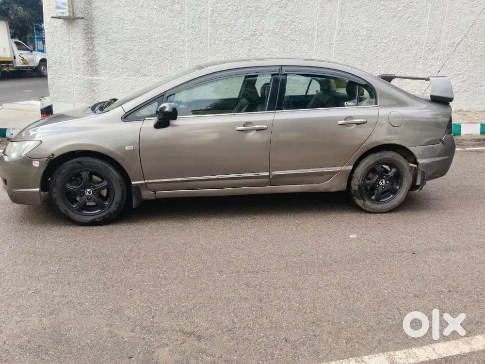 Honda Civic 2006model 6th Owner All Documents Running Good Condition