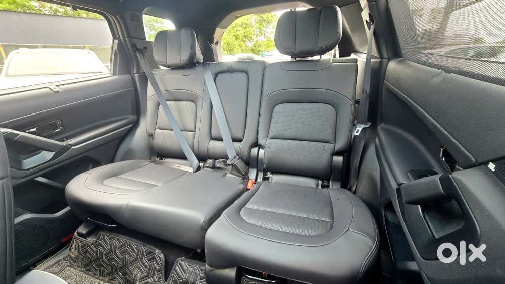 Tata Safari Accomplished X Plus 6 Str Stealth Edition At, 2025, Dies..