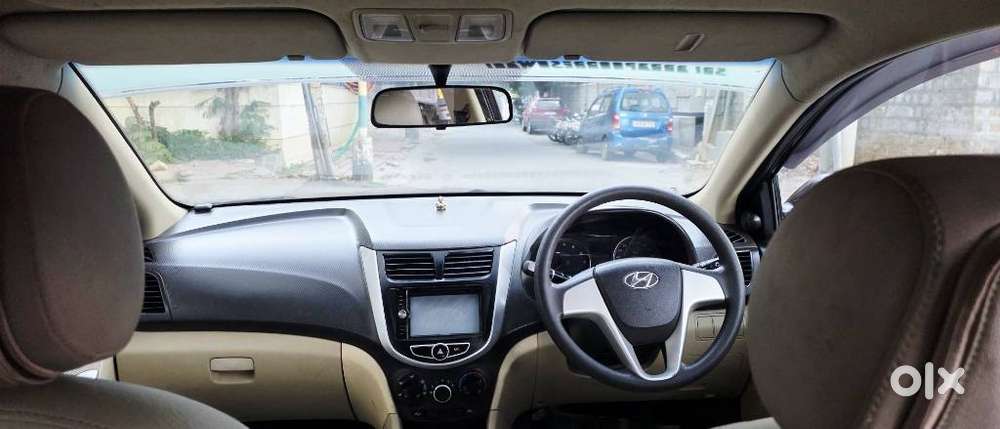 Hyundai Verna Vtvt 1.6 E, 2011, Petrol