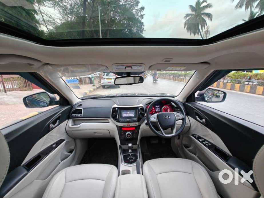 Mahindra Xuv300 1.2 W8 (o) Amt Petrol, 2022, Petrol