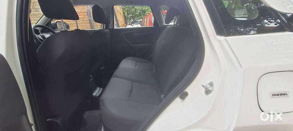 Maruti Suzuki Vitara Brezza Vdi (o), 2018, Diesel