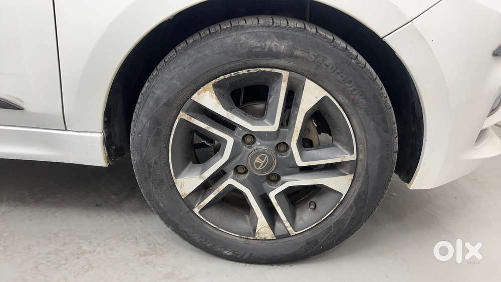 Tata Tiago 1.2 Revotron Xz Plus Dual Tone, 2020, Petrol