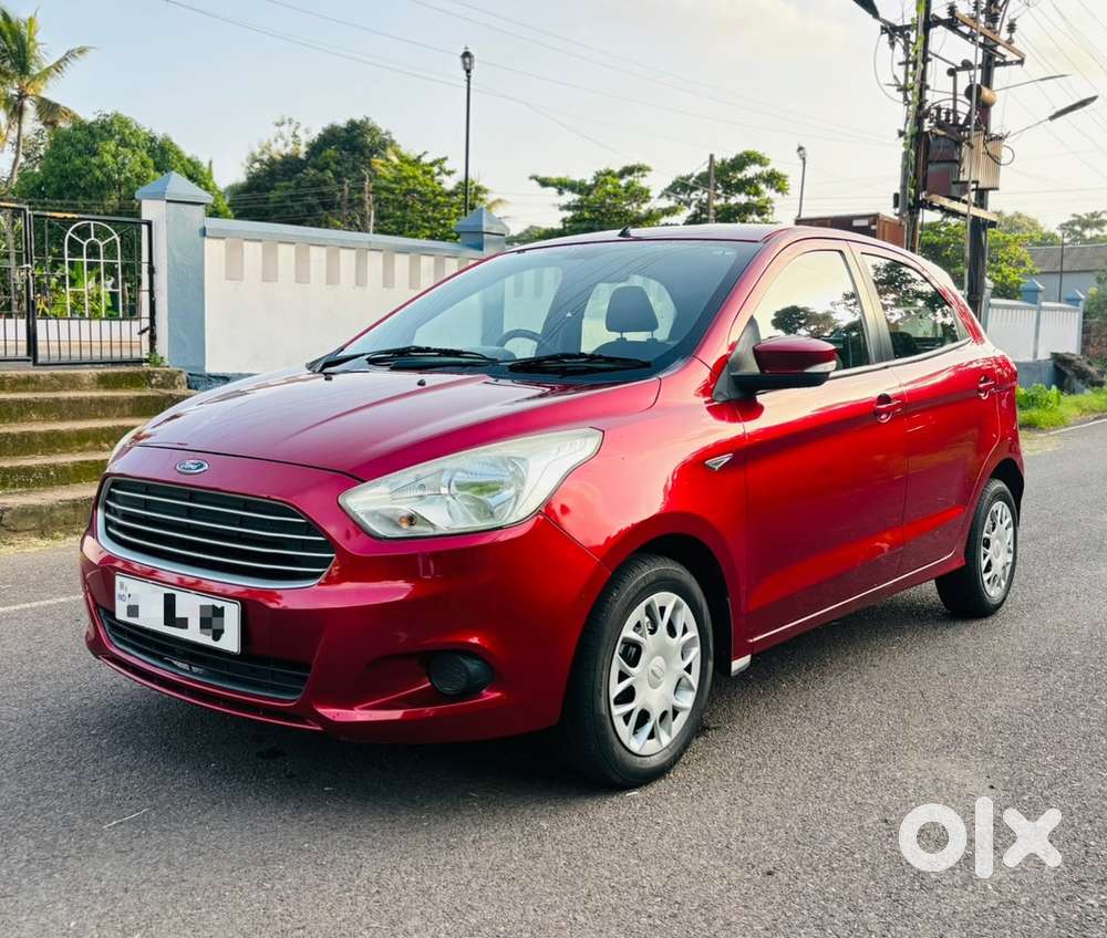 Ford Figo Petrol 2016