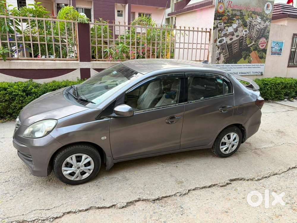 Honda Amaze 2015 Diesel Well Maintained