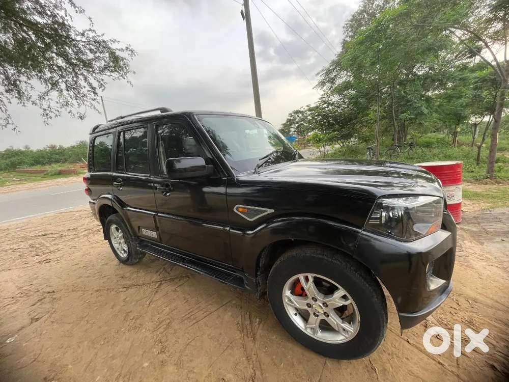 S 10 
Good Condition 
Hr 24 Number