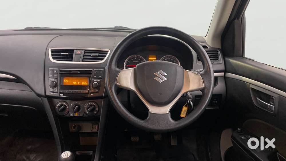 Maruti Suzuki Swift Vxi, 2015, Petrol