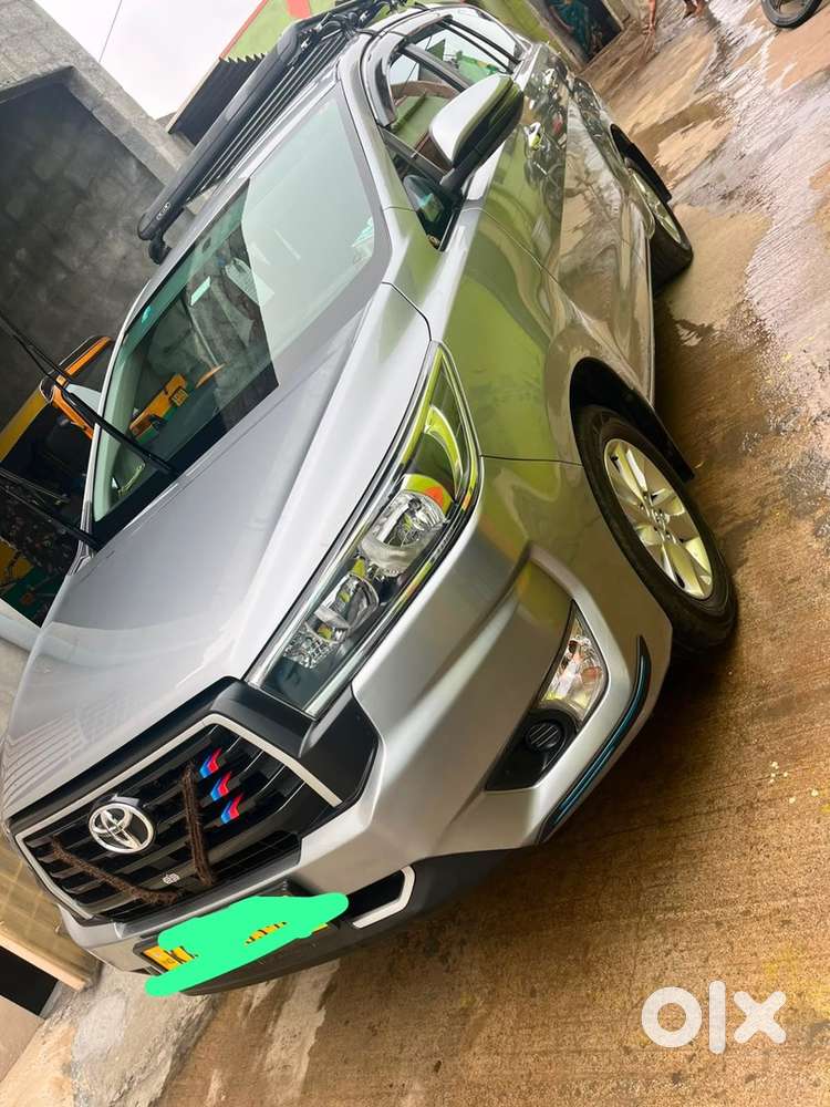 Toyota Innova Crysta 2023 Diesel Manual