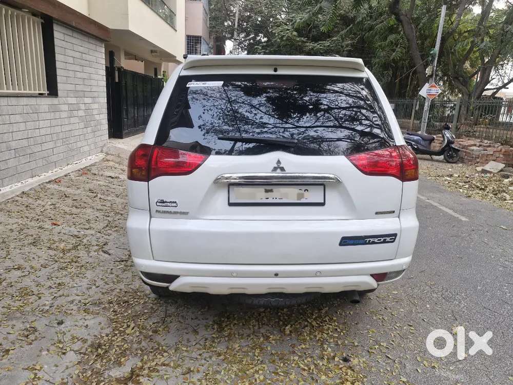 Mitsubishi Pajero Sport 2015