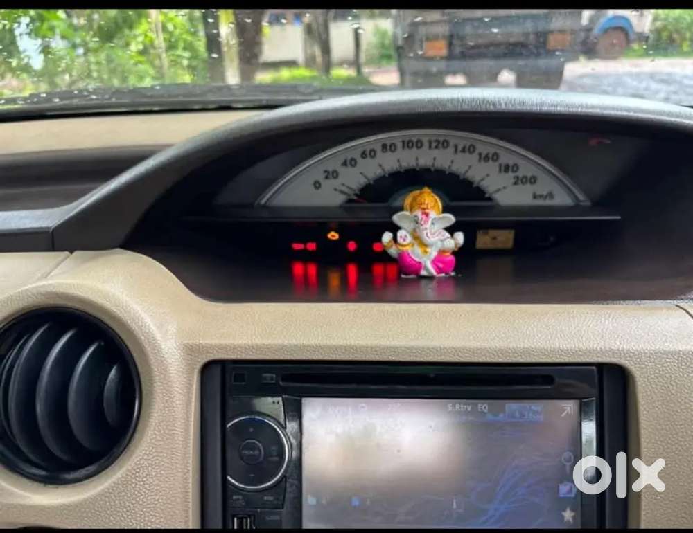 Lady Doctor Driven Toyota Etios 2013 Diesel Manual With Showroom Recor